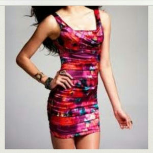 Express floral bodycon sheath w/ ruching sz4 EUC